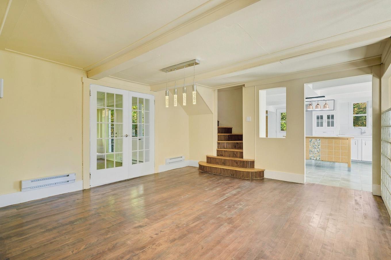 Salle à manger - 305 Ch. Du Tour-Du-Lac, Sainte-Agathe-Des-Monts, QC - Indoor Photo Showing Other Room