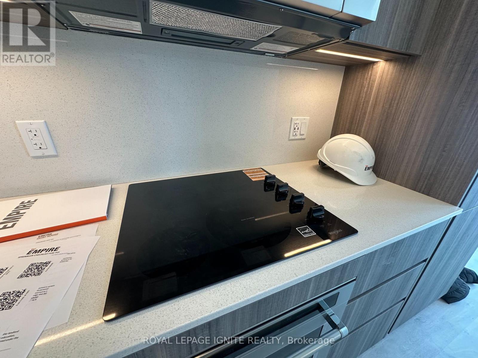 2109 - 15 Richardson Street, Toronto, ON - Indoor