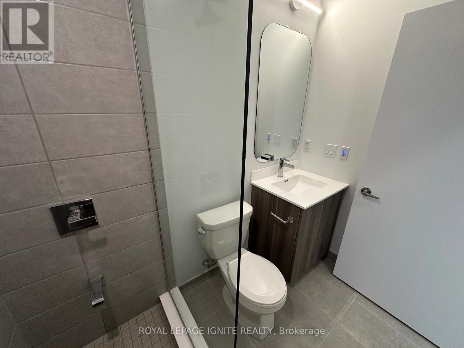2109 - 15 Richardson Street, Toronto, ON - Indoor Photo Showing Bathroom