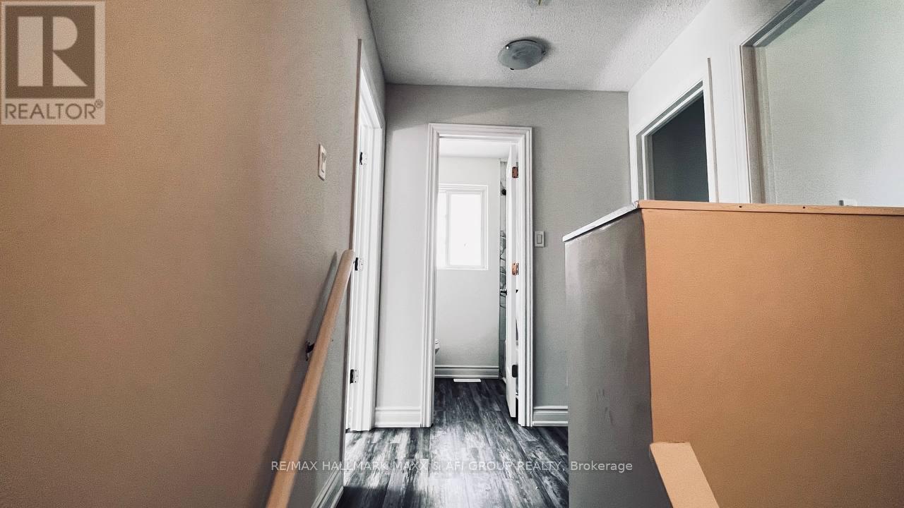Unit A - 82 Sanford Street, Barrie, ON - Indoor Photo Showing Other Room