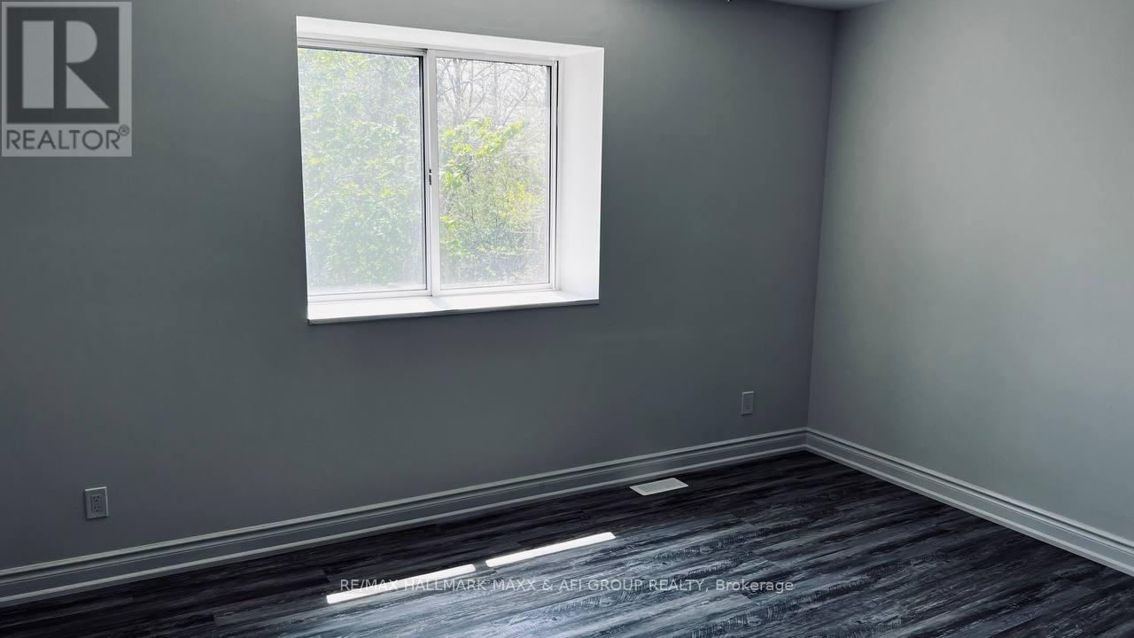 Unit A - 82 Sanford Street, Barrie, ON - Indoor Photo Showing Other Room