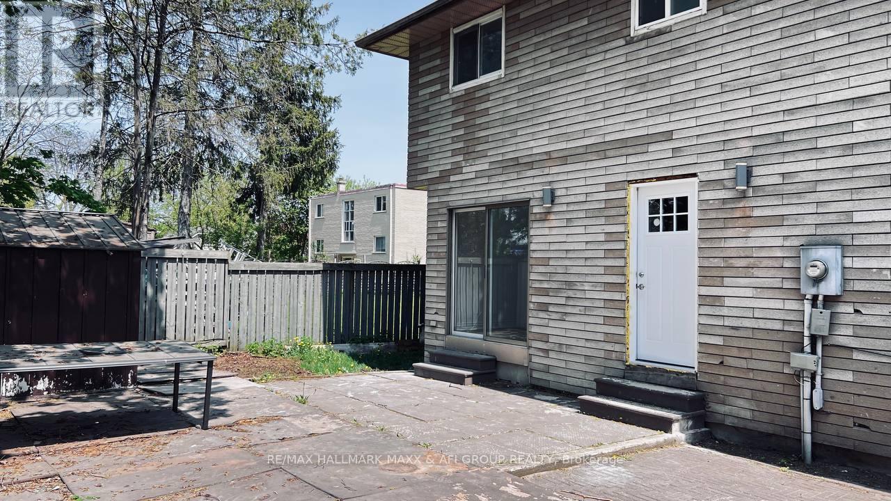 Unit A - 82 Sanford Street, Barrie, ON - Outdoor