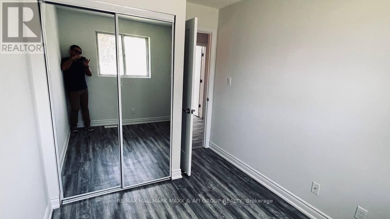 Unit A - 82 Sanford Street, Barrie, ON - Indoor Photo Showing Other Room