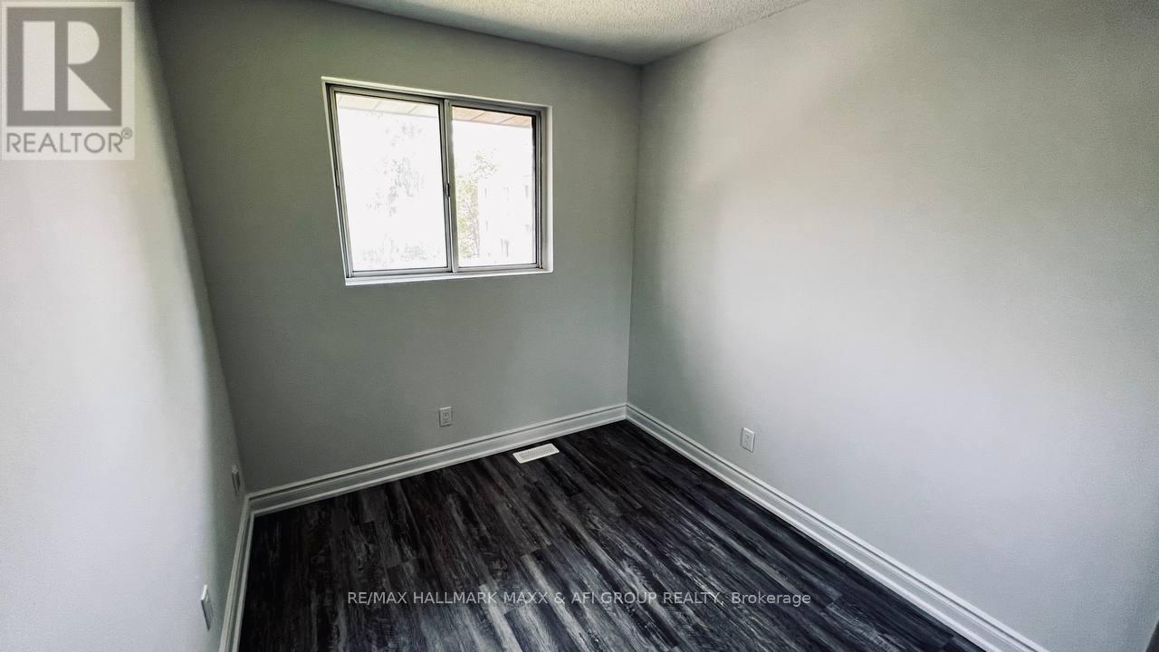 Unit A - 82 Sanford Street, Barrie, ON - Indoor Photo Showing Other Room