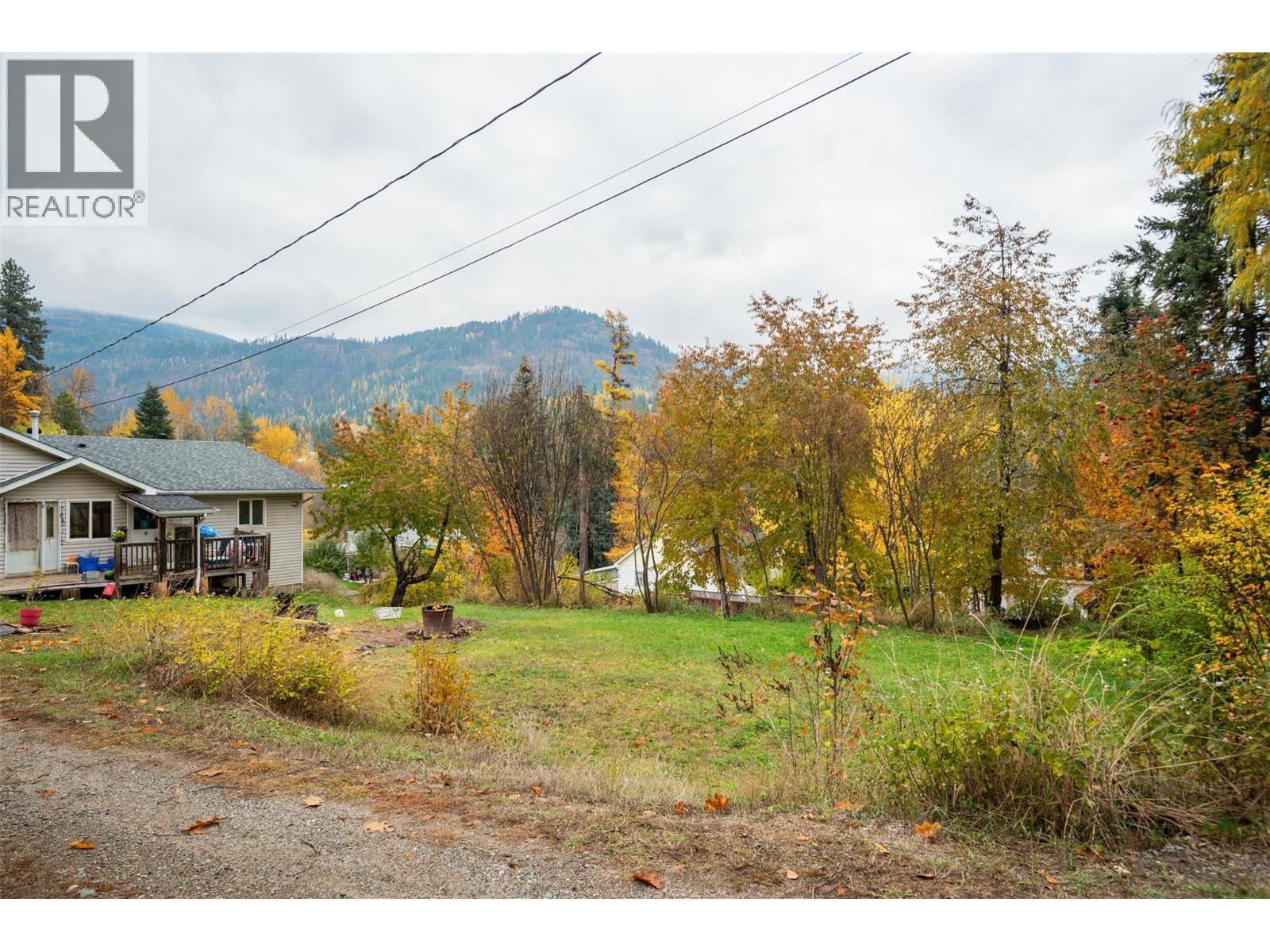 1976 Watson Lane, Fruitvale, BC - Outdoor