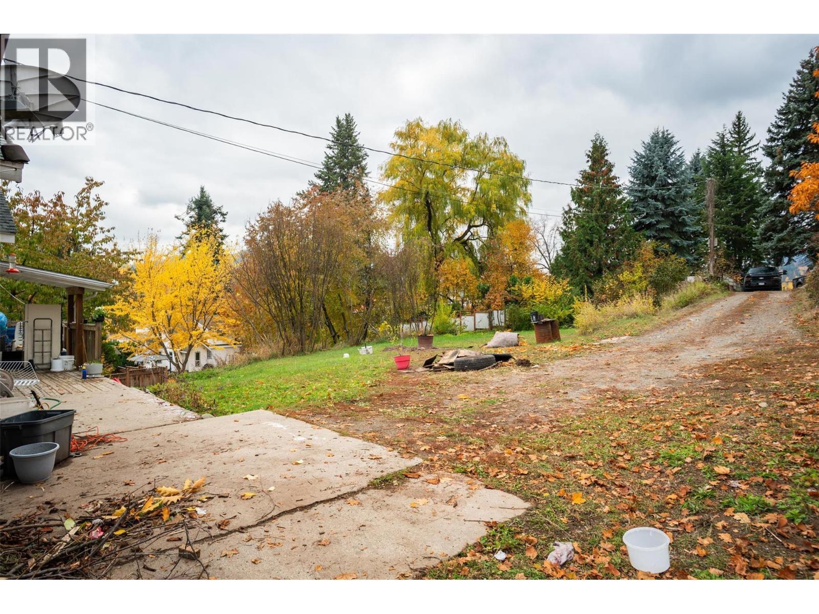 1976 Watson Lane, Fruitvale, BC - Outdoor