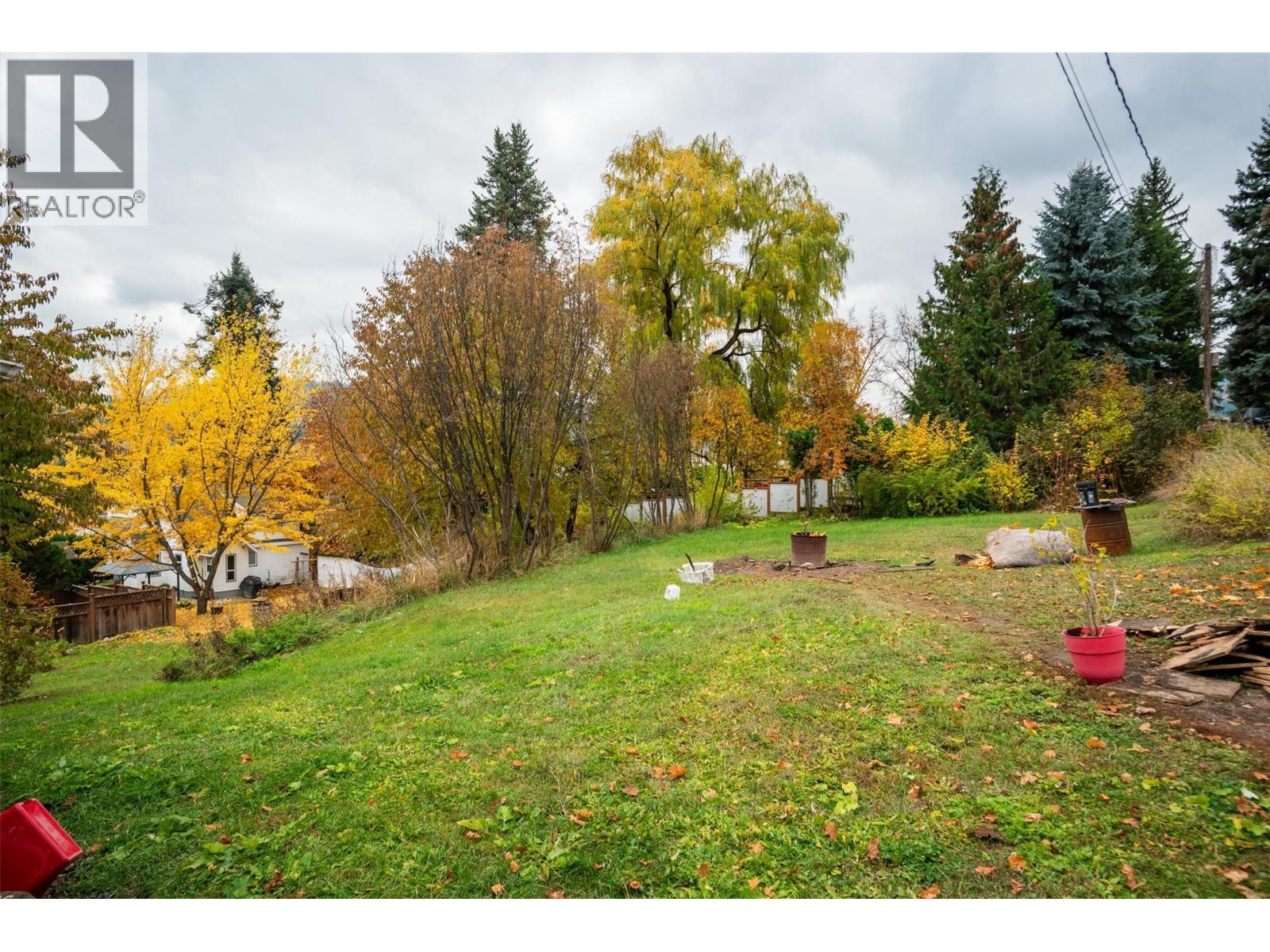 1976 Watson Lane, Fruitvale, BC - Outdoor