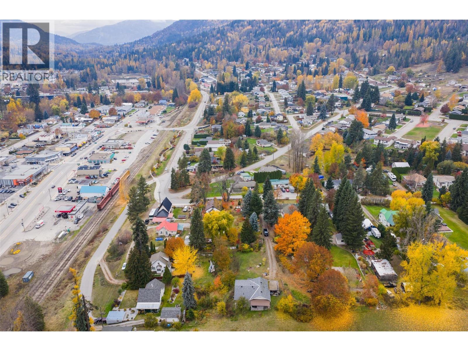 1976 Watson Lane, Fruitvale, BC - Outdoor With View