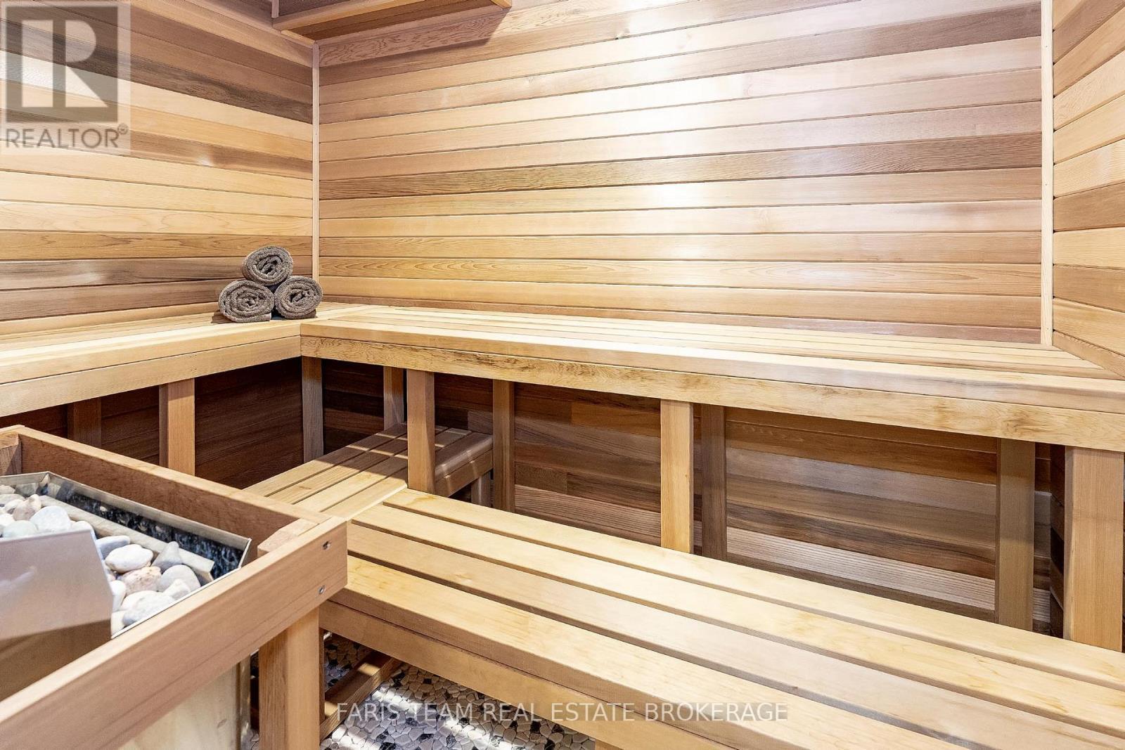 49 Wishing Well Crescent, Caledon, ON - Indoor Photo Showing Other Room