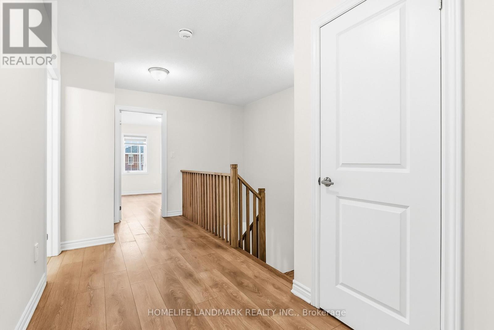 21 Sapphire Way, Thorold, ON - Indoor Photo Showing Other Room