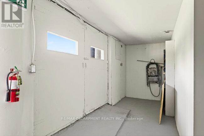 196 1/2 Kenilworth Avenue N, Hamilton, ON