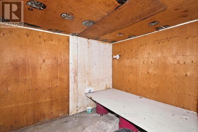 196 1/2 Kenilworth Avenue N, Hamilton, ON