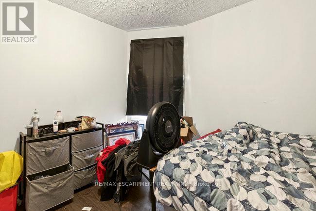 196 1/2 Kenilworth Avenue N, Hamilton, ON