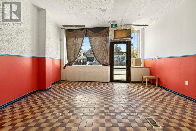 196 1/2 Kenilworth Avenue N, Hamilton, ON