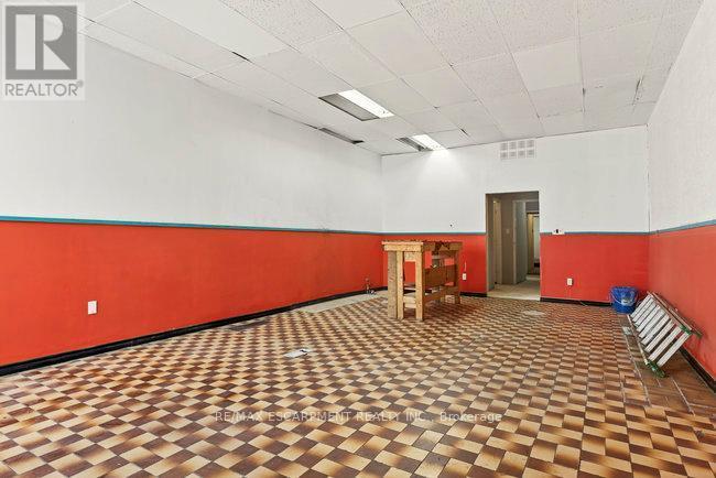 196 1/2 Kenilworth Avenue N, Hamilton, ON