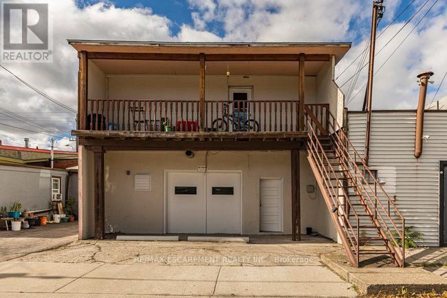 196 1/2 Kenilworth Avenue N, Hamilton, ON