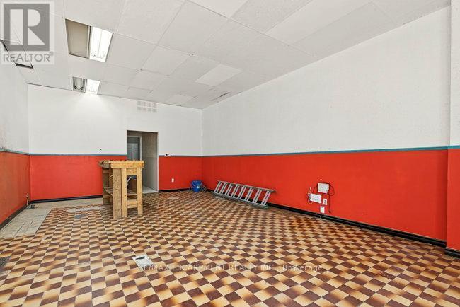 196 1/2 Kenilworth Avenue N, Hamilton, ON