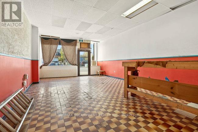 196 1/2 Kenilworth Avenue N, Hamilton, ON