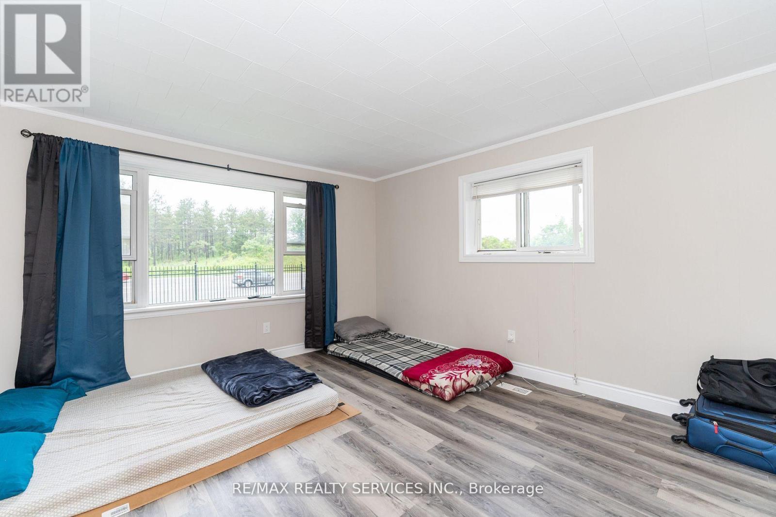 2178 Highway 6, Hamilton, ON - Indoor Photo Showing Bedroom