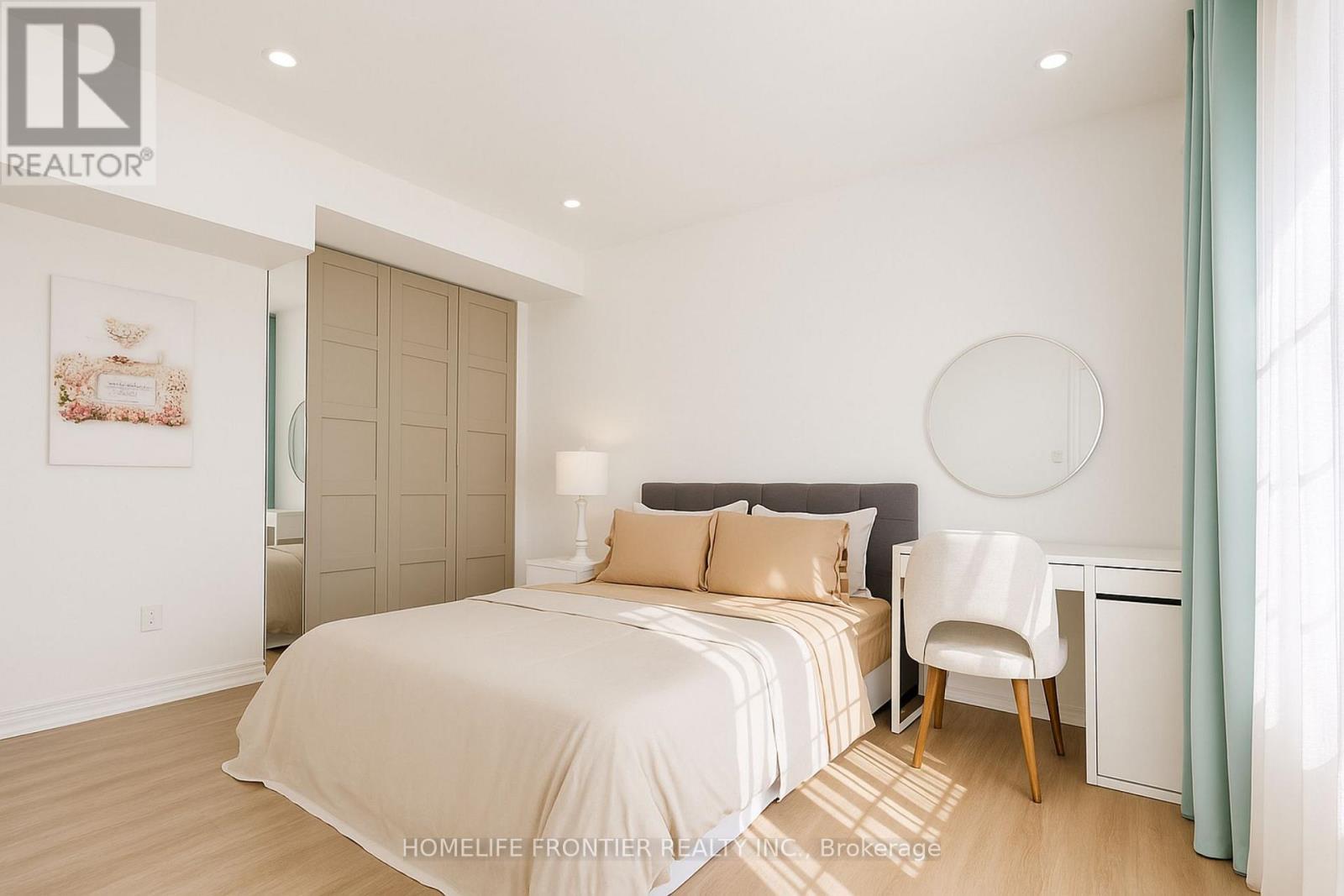 #2 - 43 Kenneth Ross Bend, East Gwillimbury, ON