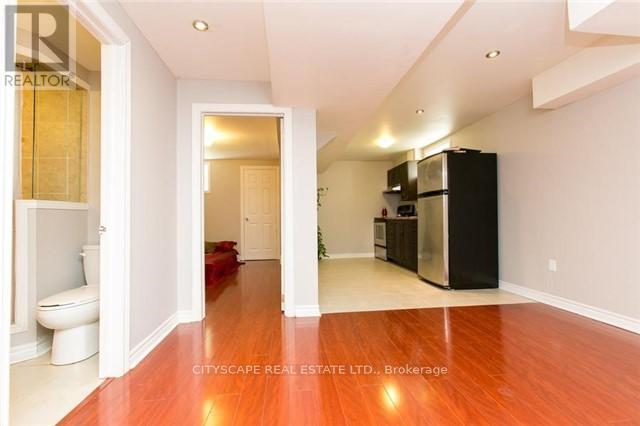 5073 Churchill Meadows, Mississauga, ON - Indoor Photo Showing Other Room