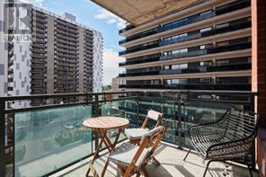 701 - 570 Laurier Avenue W, Ottawa, ON - Outdoor With Balcony