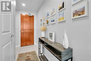 701 - 570 Laurier Avenue W, Ottawa, ON - Indoor Photo Showing Other Room