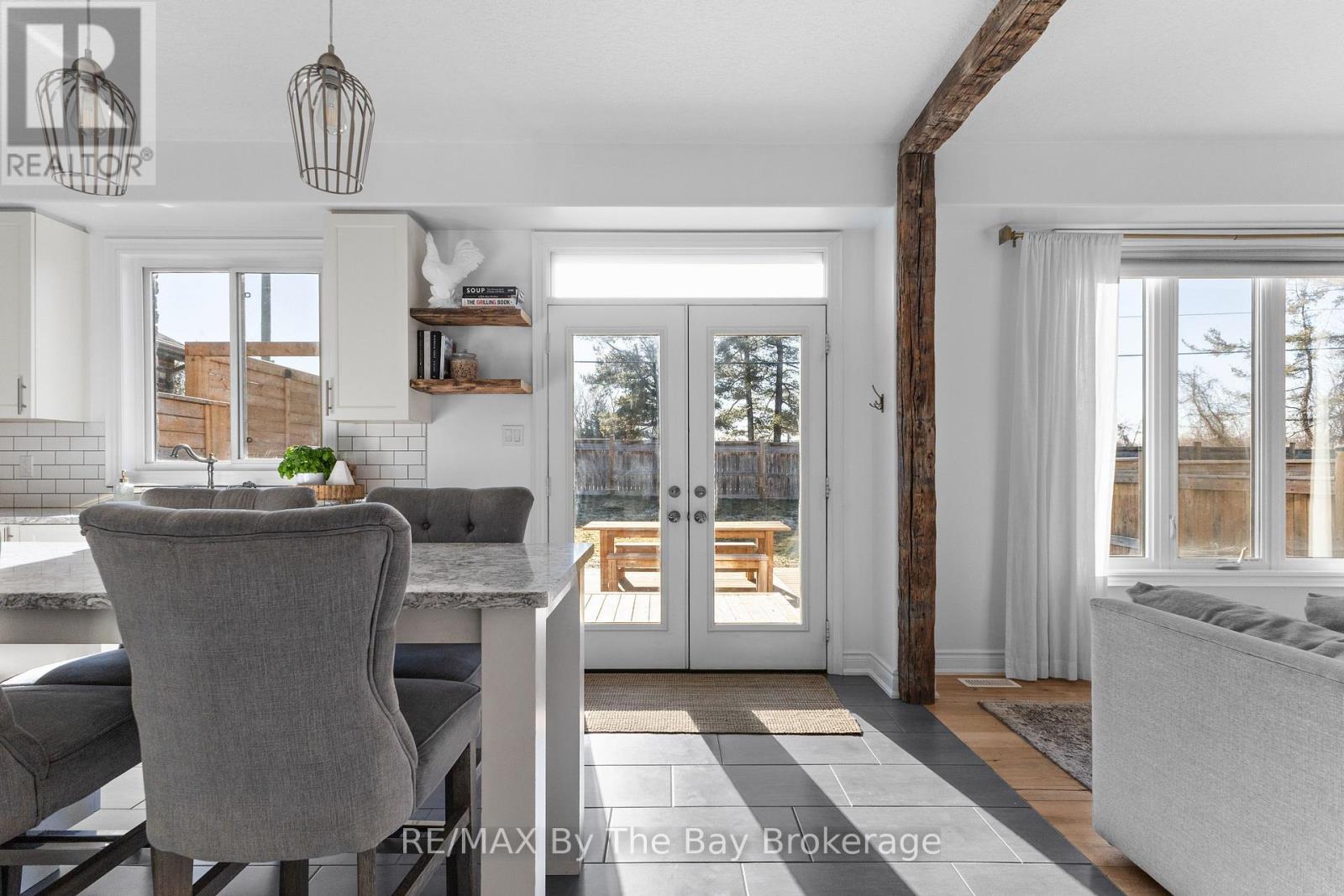 77 Lockerbie Crescent, Collingwood, ON - Indoor Photo Showing Dining Room