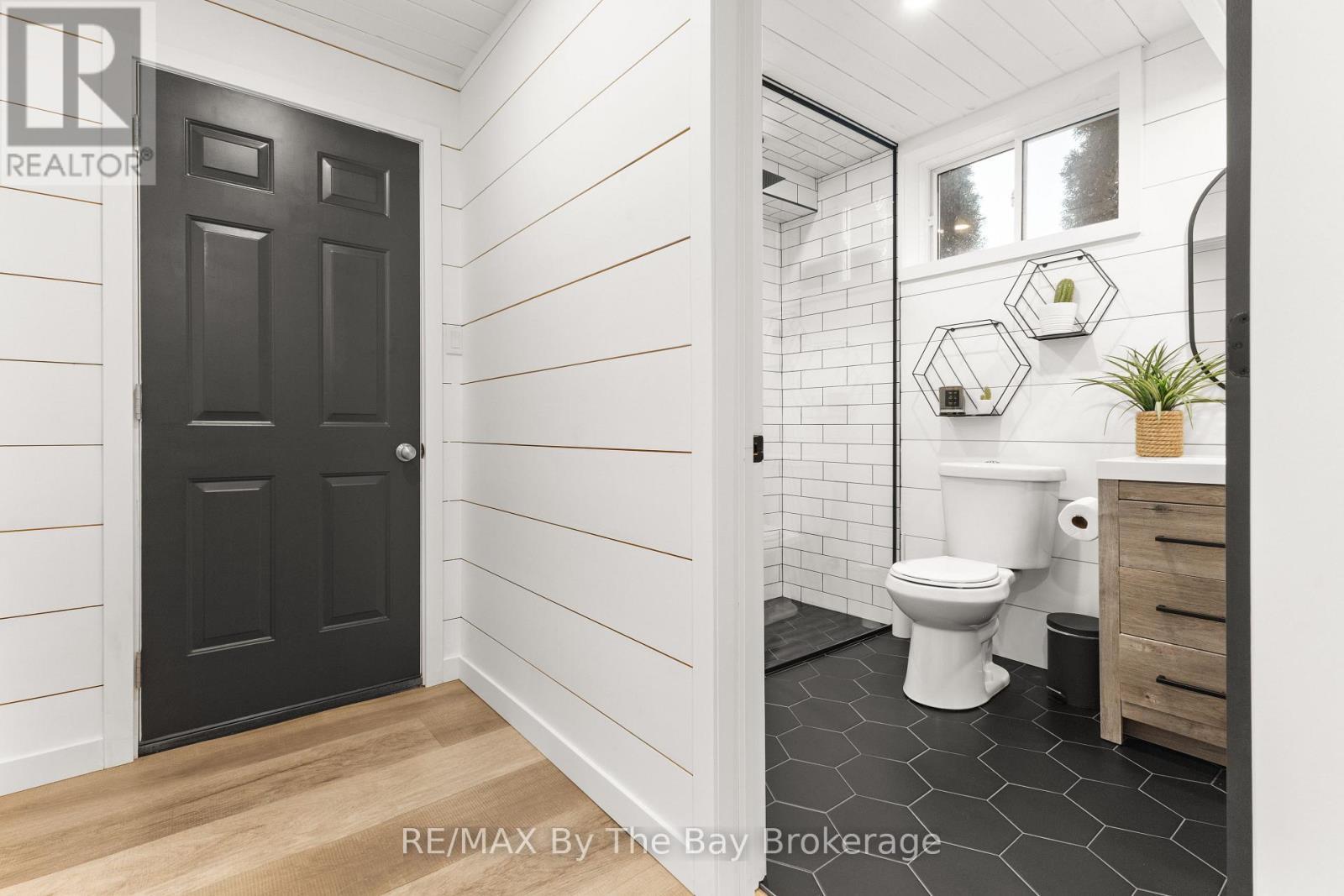 77 Lockerbie Crescent, Collingwood, ON - Indoor Photo Showing Bathroom
