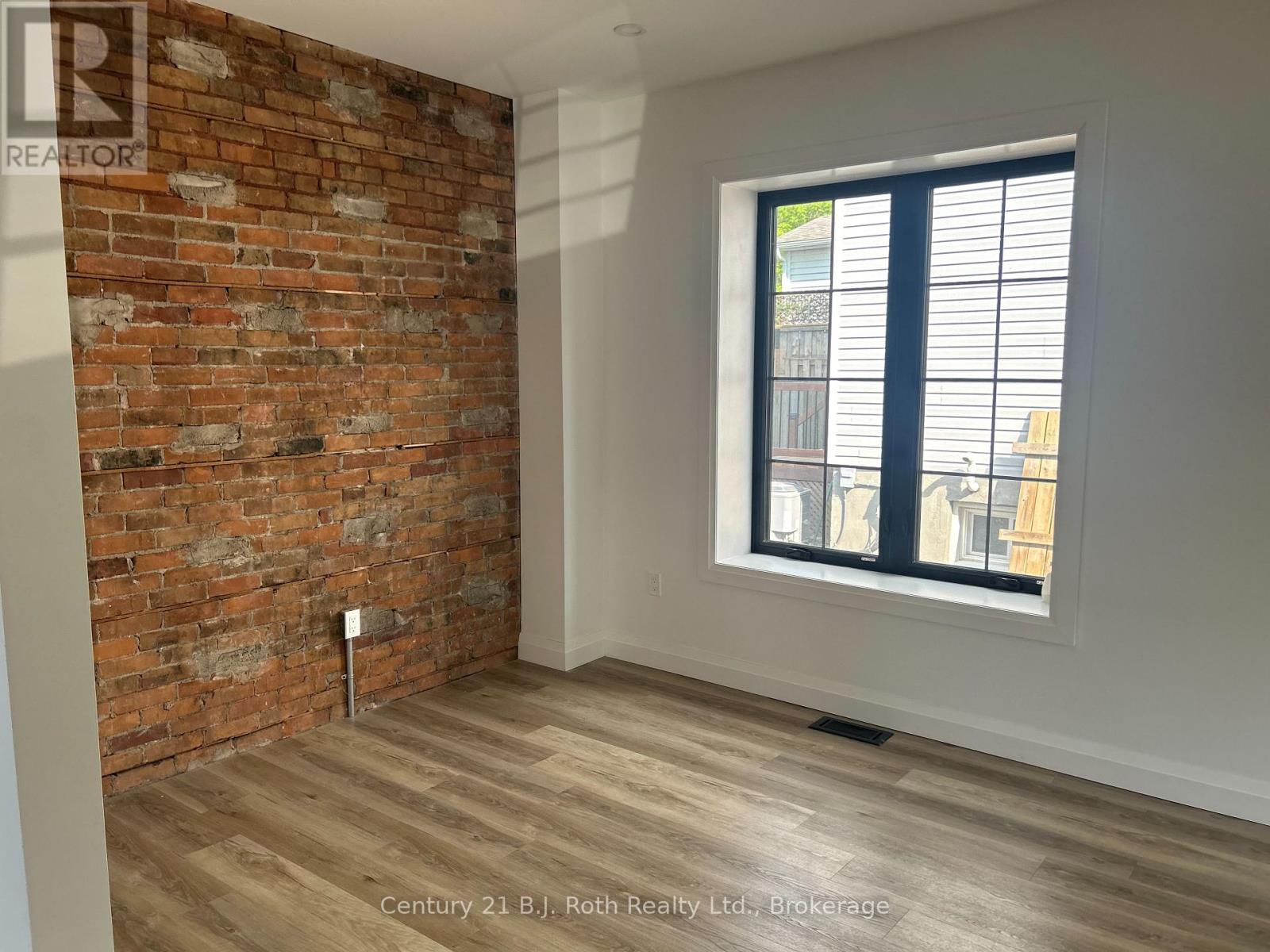 Large room on main - 339 First Street, Midland, ON