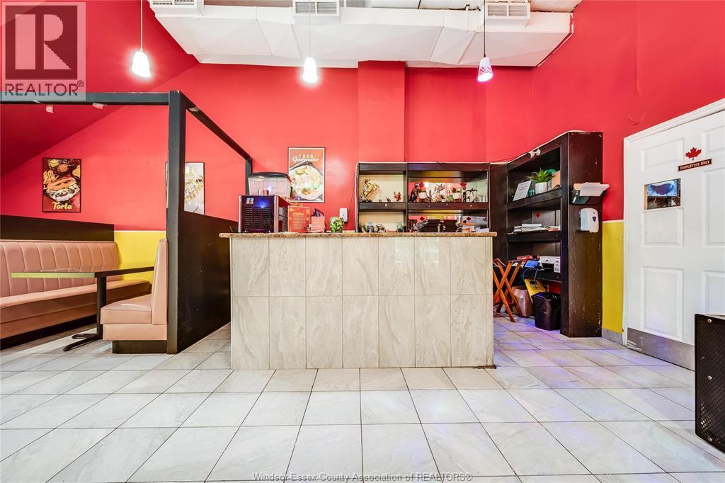 325 Ouellette Avenue, Windsor, ON