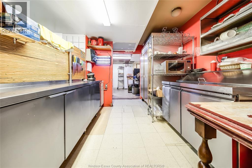 325 Ouellette Avenue, Windsor, ON