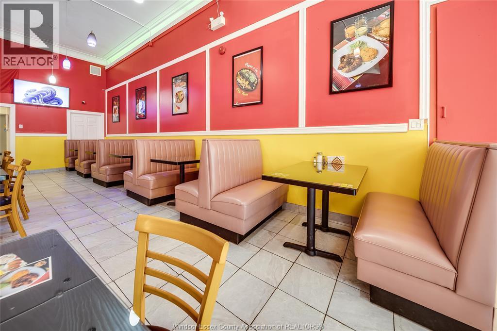 325 Ouellette Avenue, Windsor, ON