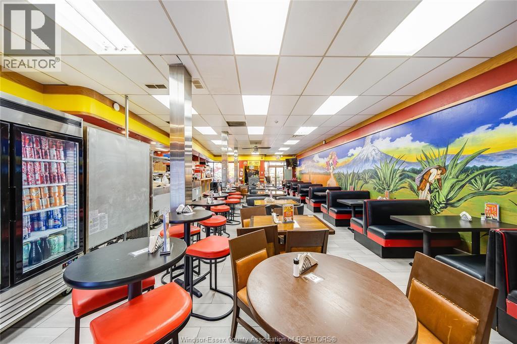 16 Talbot Street East, Leamington, ON