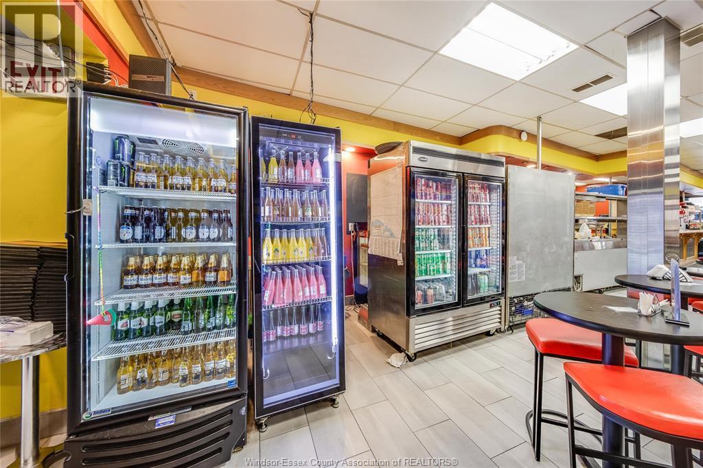 16 Talbot Street East, Leamington, ON