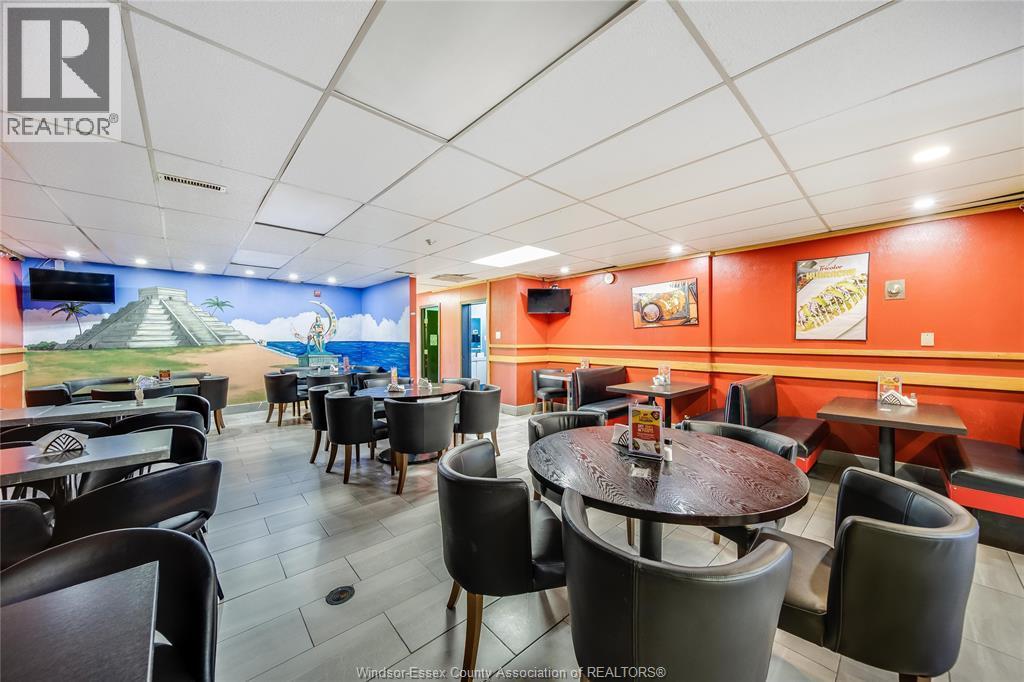 16 Talbot Street East, Leamington, ON