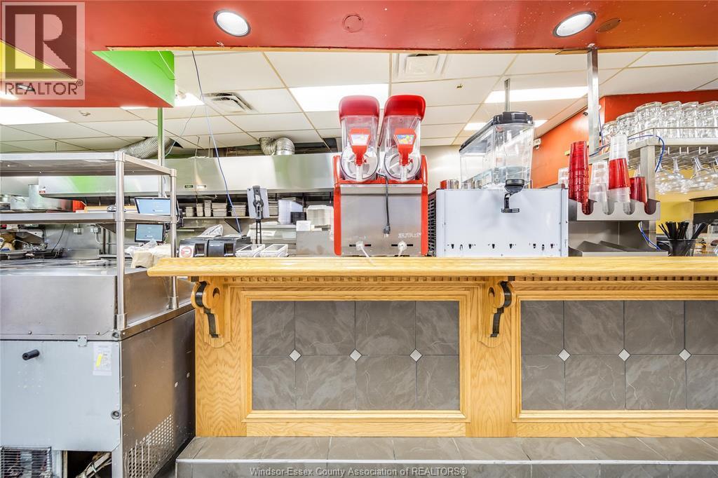 16 Talbot Street East, Leamington, ON