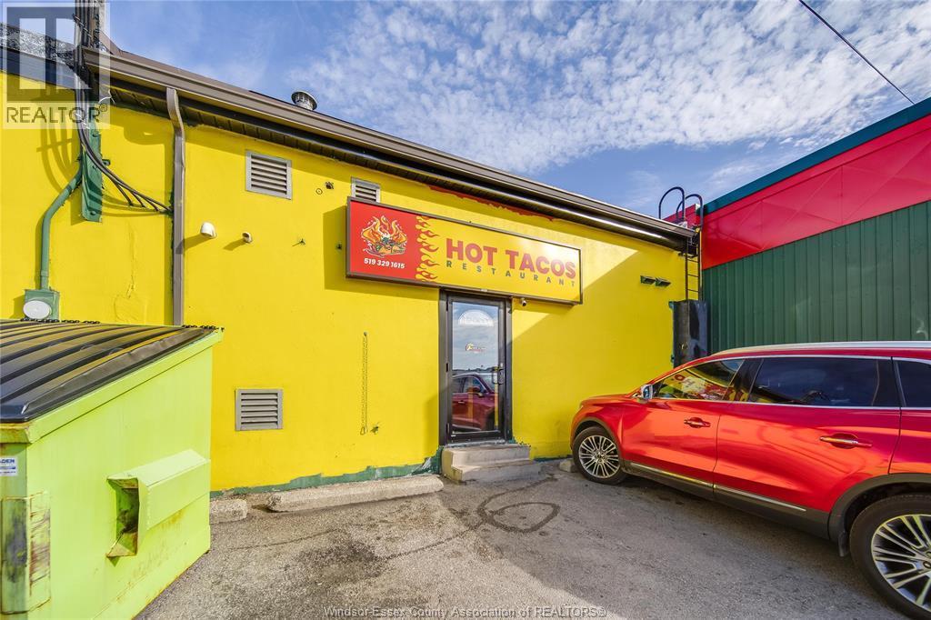 16 Talbot Street East, Leamington, ON