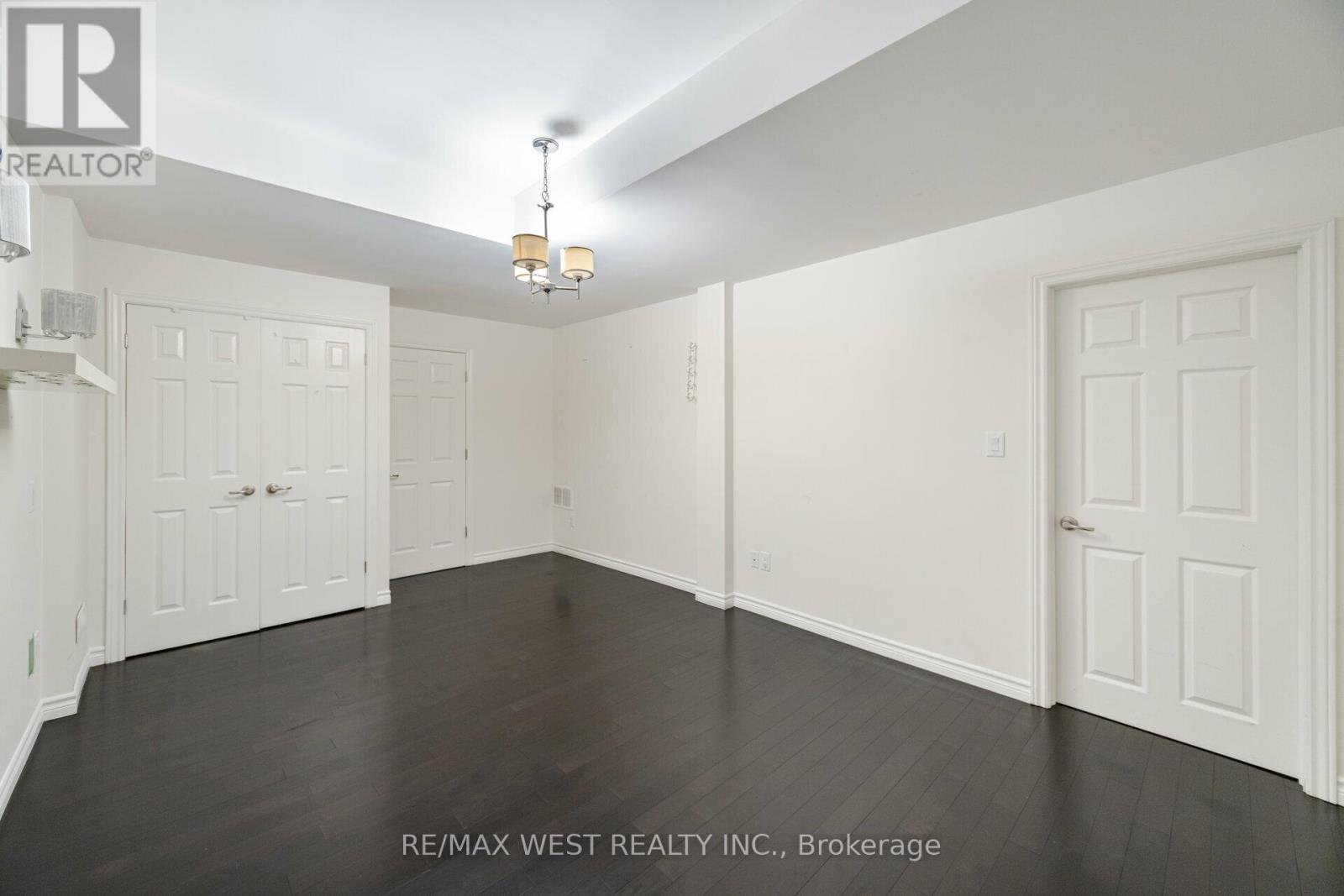 Bsmt - 92 Glengordon Crescent, Markham, ON