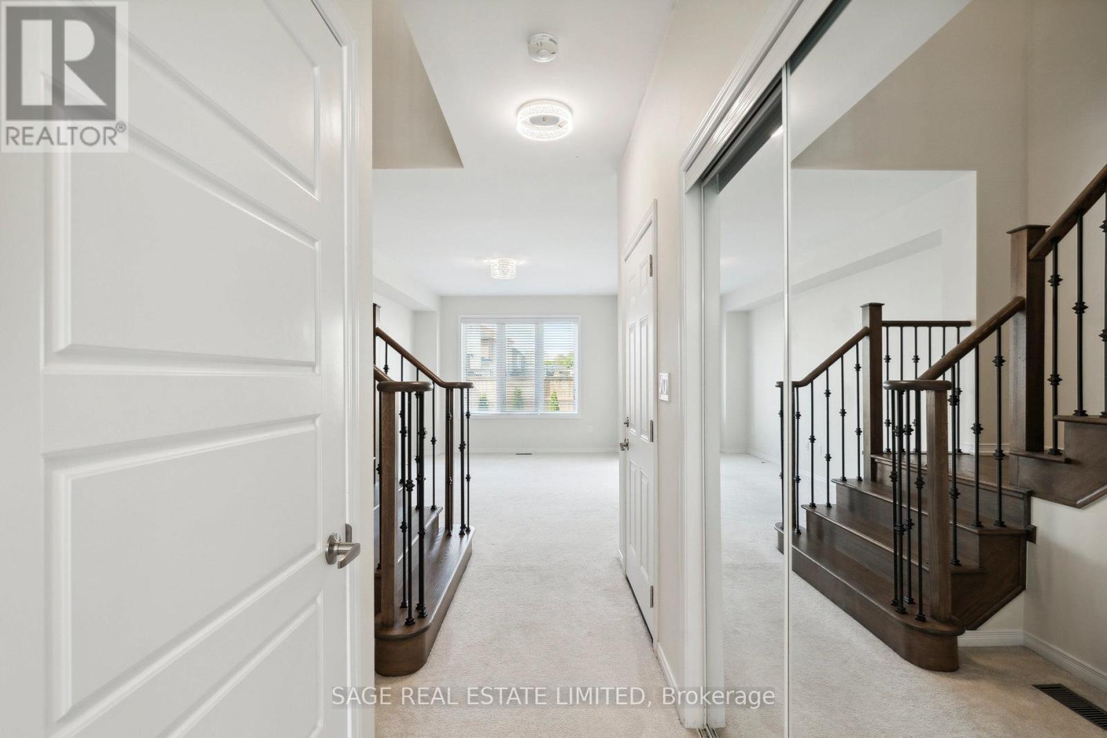 5 Legacy Lane, Thorold, ON - Indoor Photo Showing Other Room