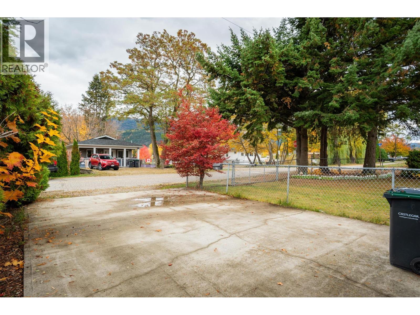 320 3Rd Avenue, Castlegar, BC