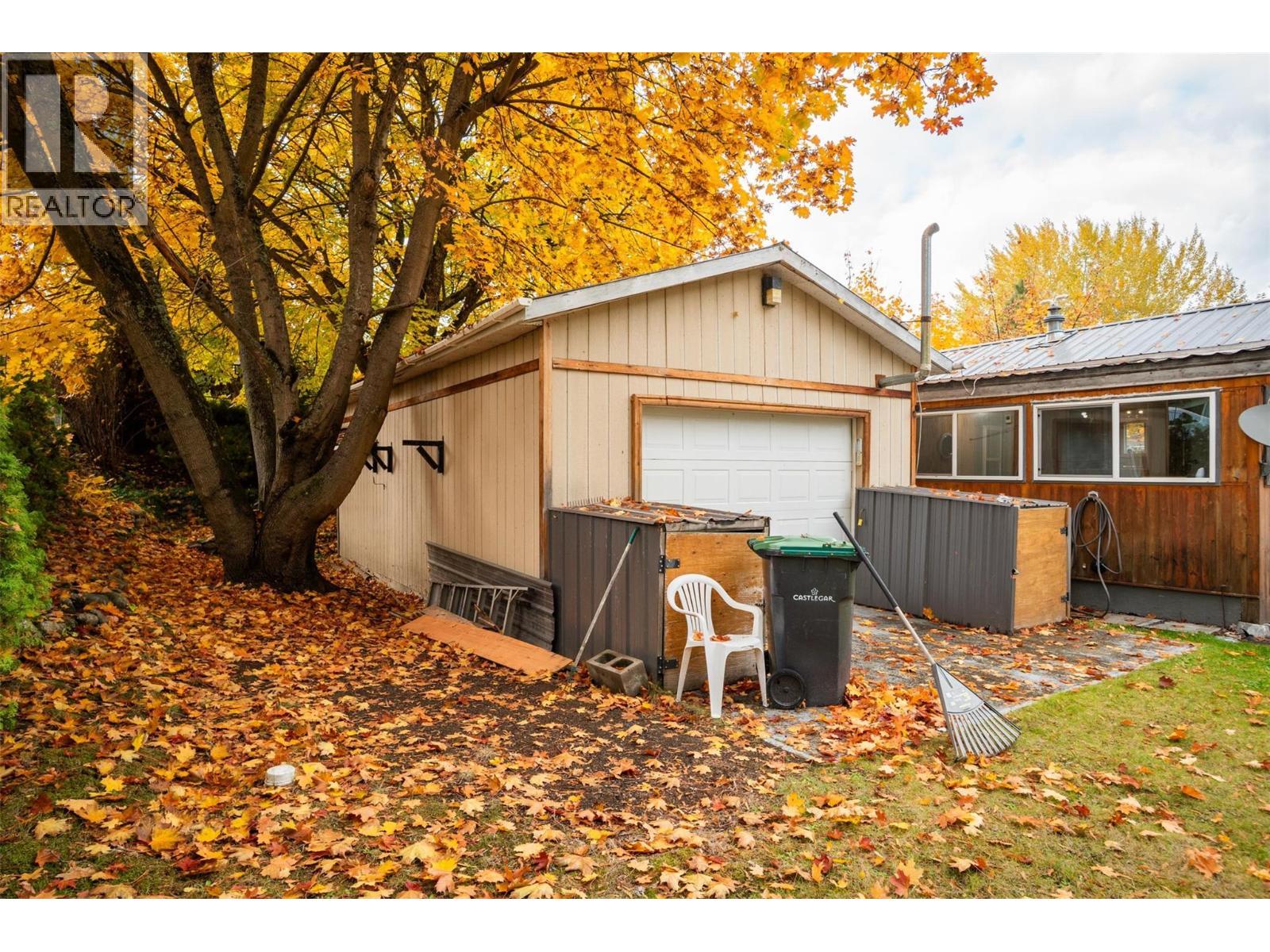 320 3Rd Avenue, Castlegar, BC