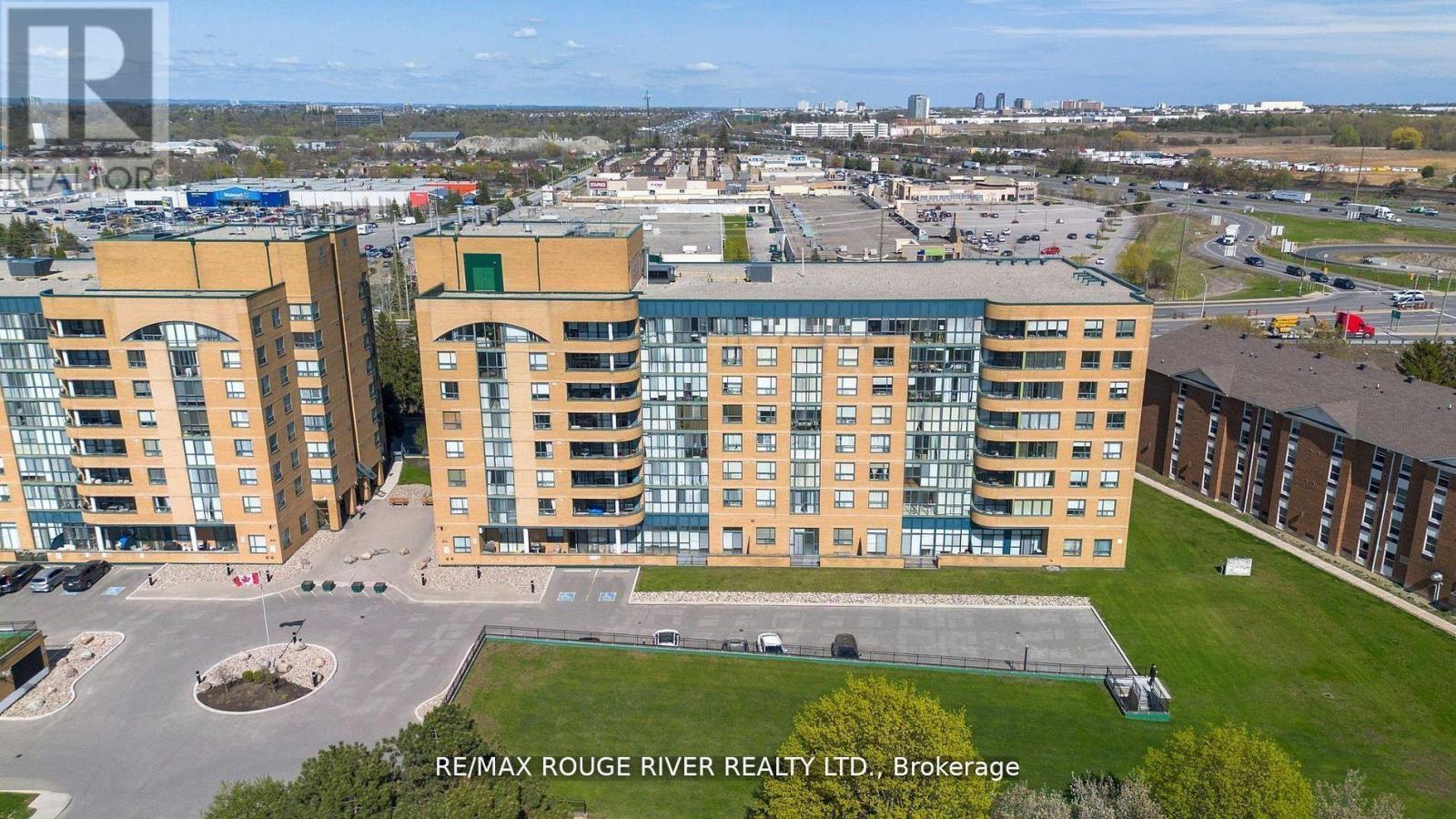 507 - 1655 Pickering Parkway, Pickering, ON - Outdoor With View