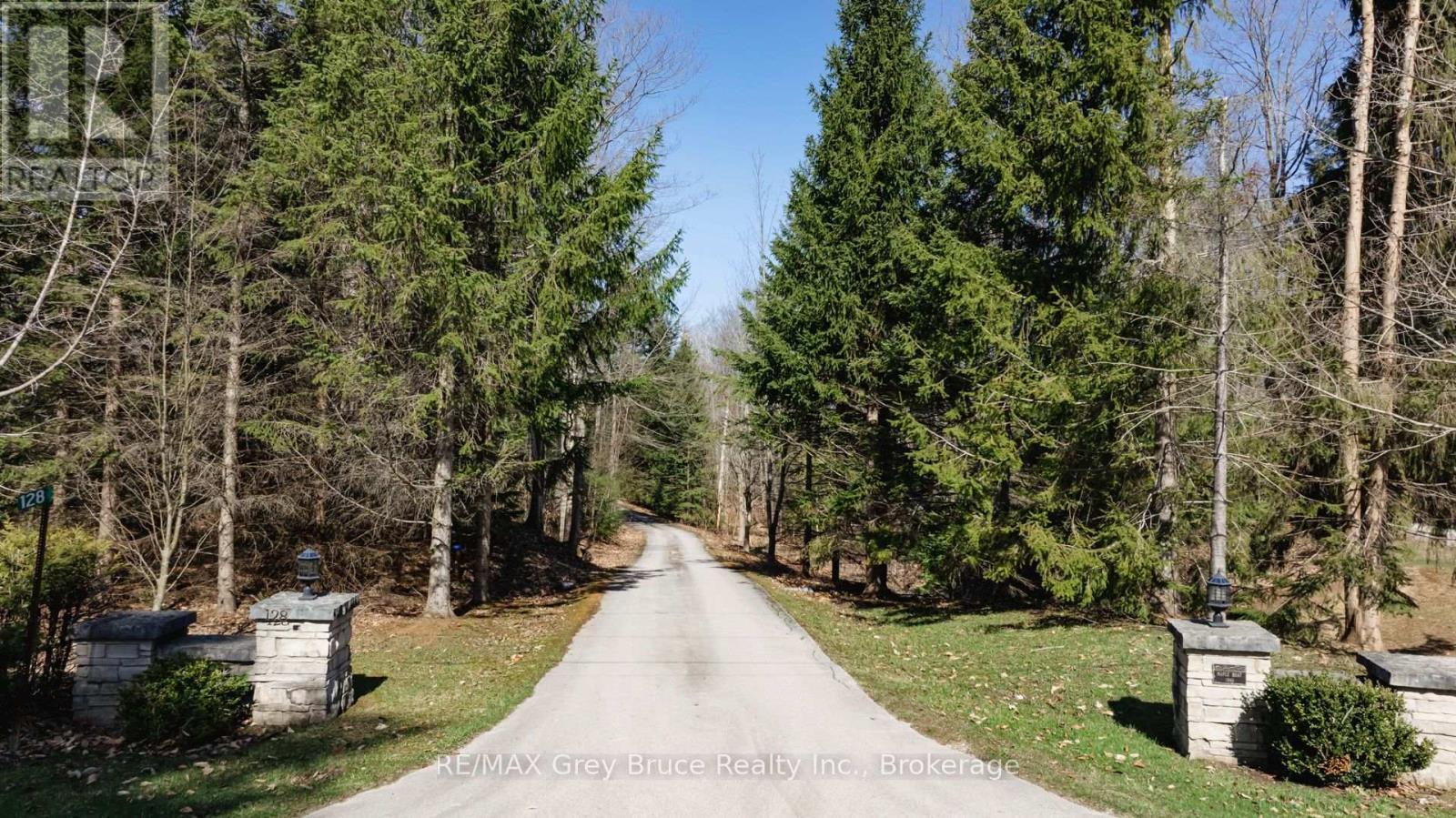 128 Thornridge Road, Meaford, ON - Outdoor With View