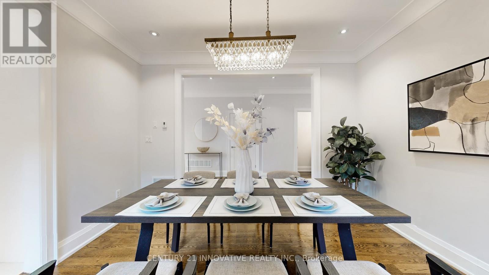 1 Dustan Crescent, Toronto, ON - Indoor Photo Showing Dining Room