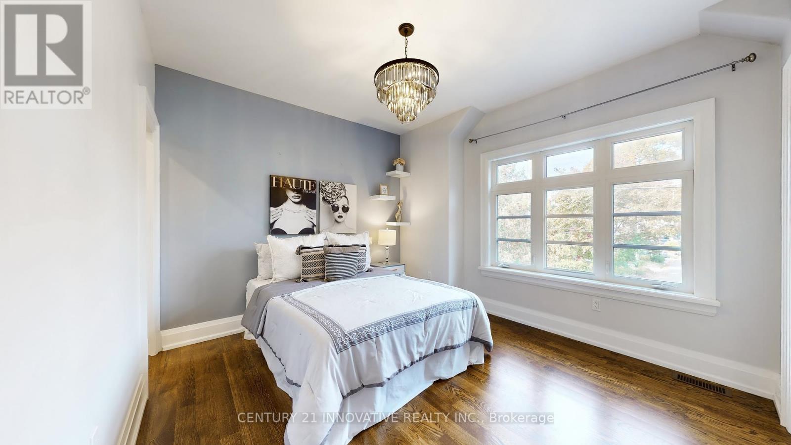 1 Dustan Crescent, Toronto, ON - Indoor Photo Showing Bedroom