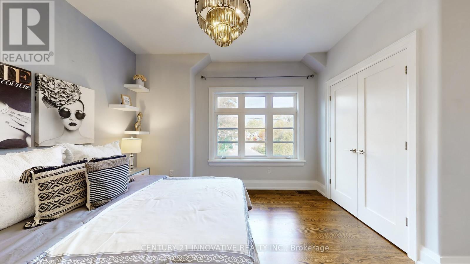 1 Dustan Crescent, Toronto, ON - Indoor Photo Showing Bedroom