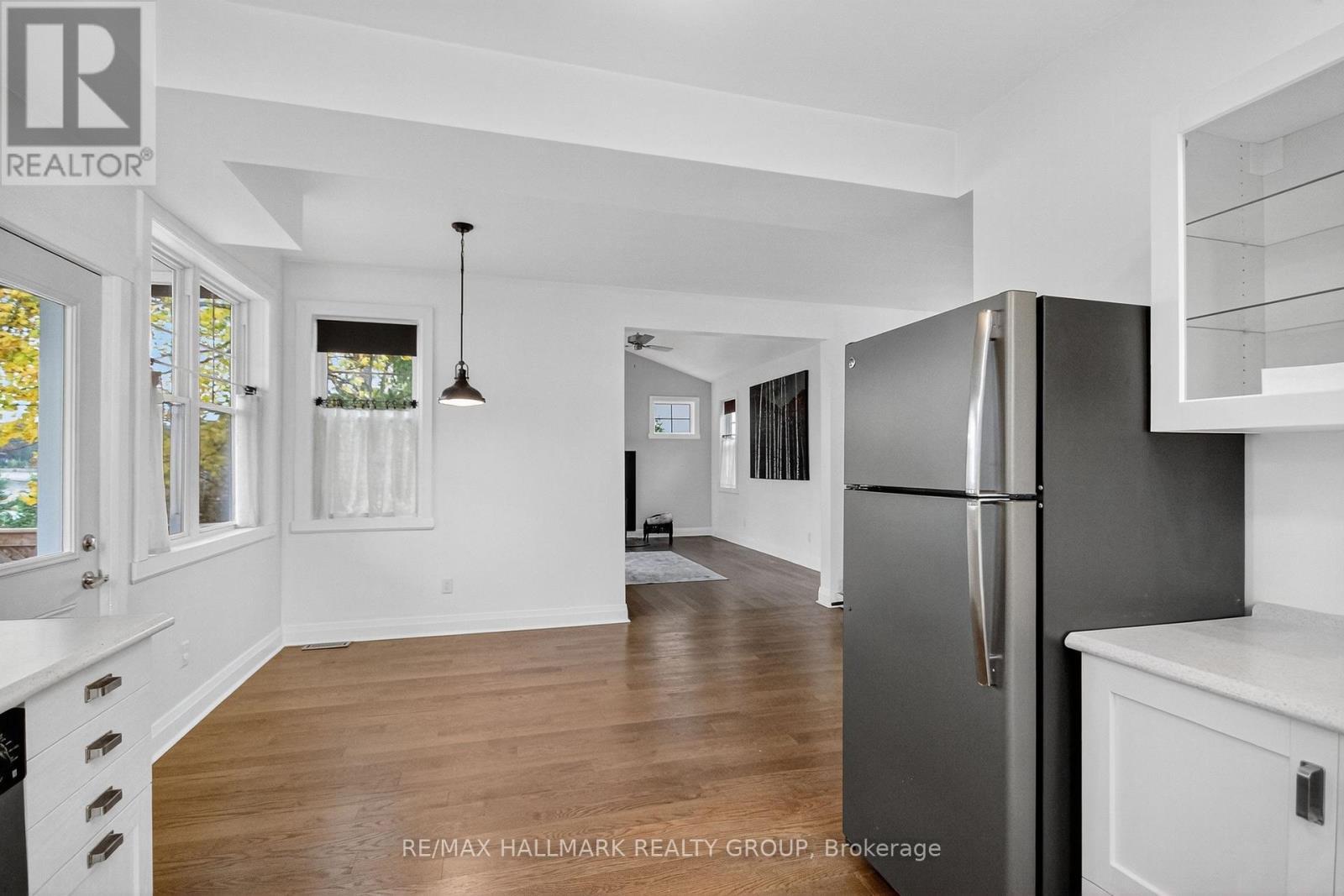 500 Bayview Drive, Ottawa, ON - Indoor Photo Showing Other Room