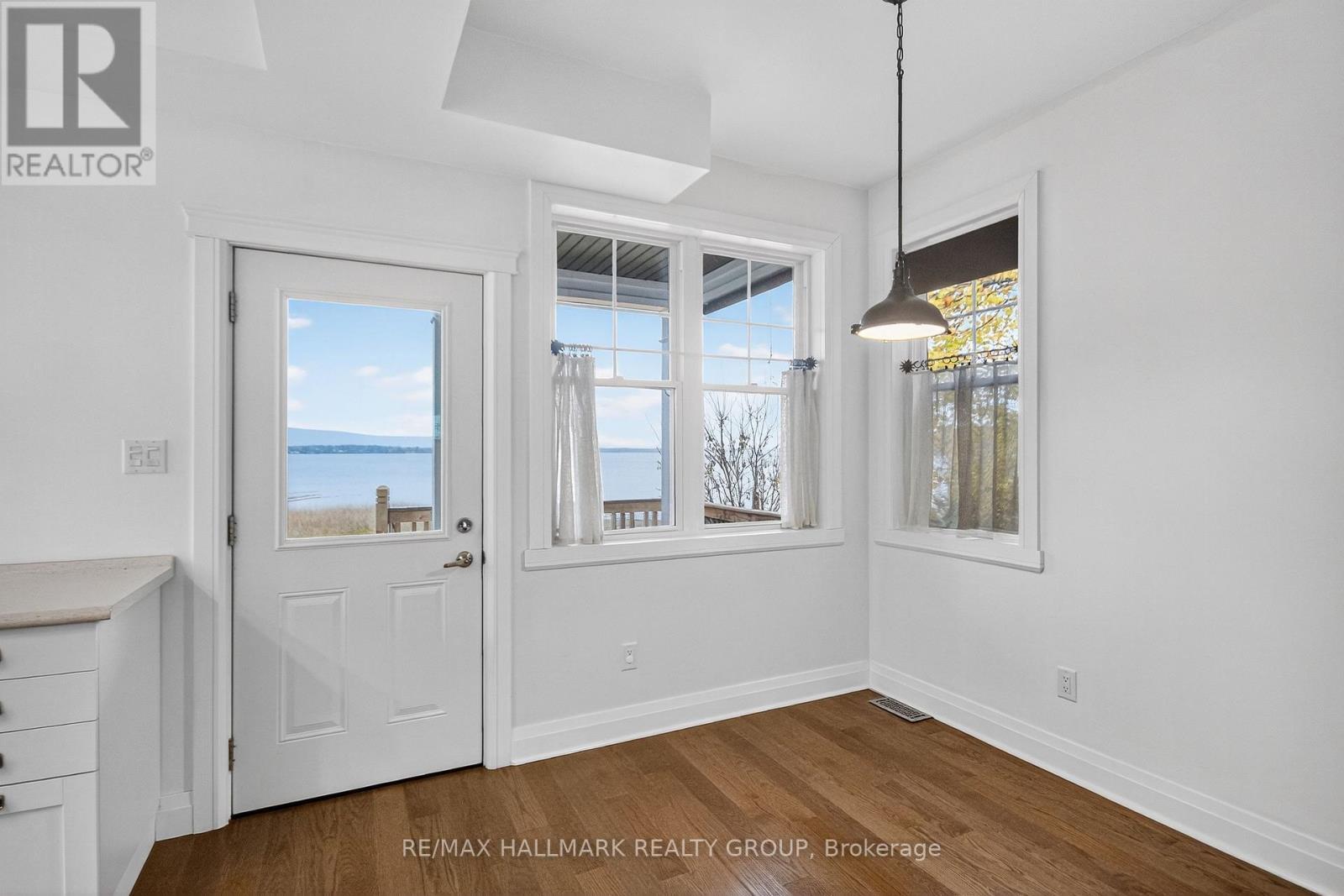 500 Bayview Drive, Ottawa, ON - Indoor Photo Showing Other Room