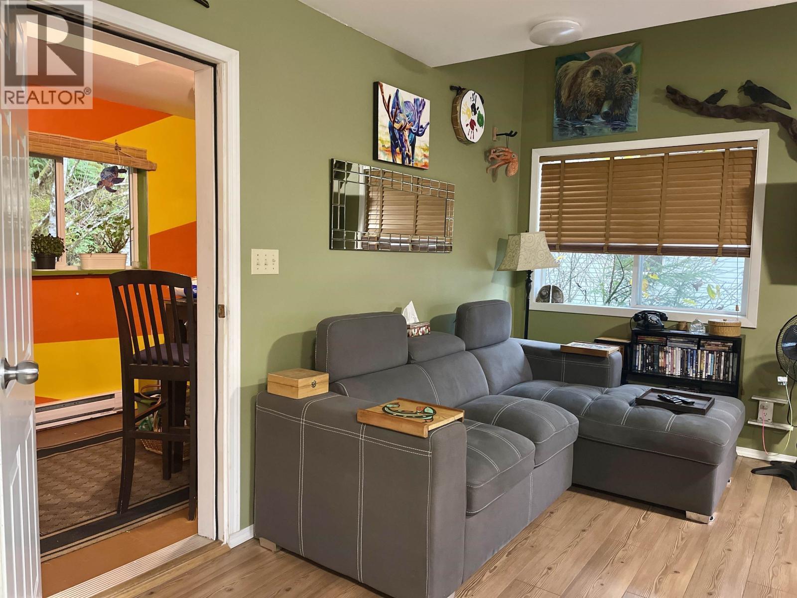 259 20 Mackenzie Highway, Hagensborg, BC - Indoor Photo Showing Other Room